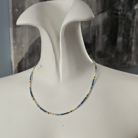 Colorful fresh seed bead necklace handmade - Picture 3 of 5